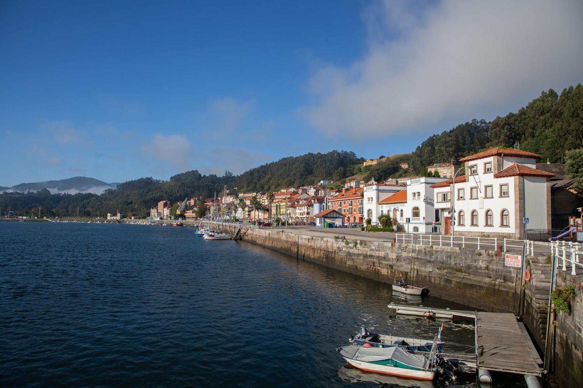 شقة Sea Breeze And Beautiful Views! Muros de Nalón المظهر الخارجي الصورة